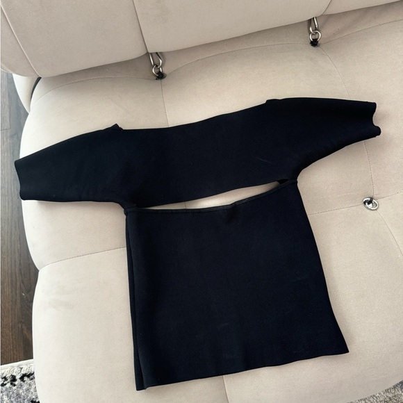 🖤T by Alexander Wang Knit Top with Cutout 🖤 - Picture 5 of 6